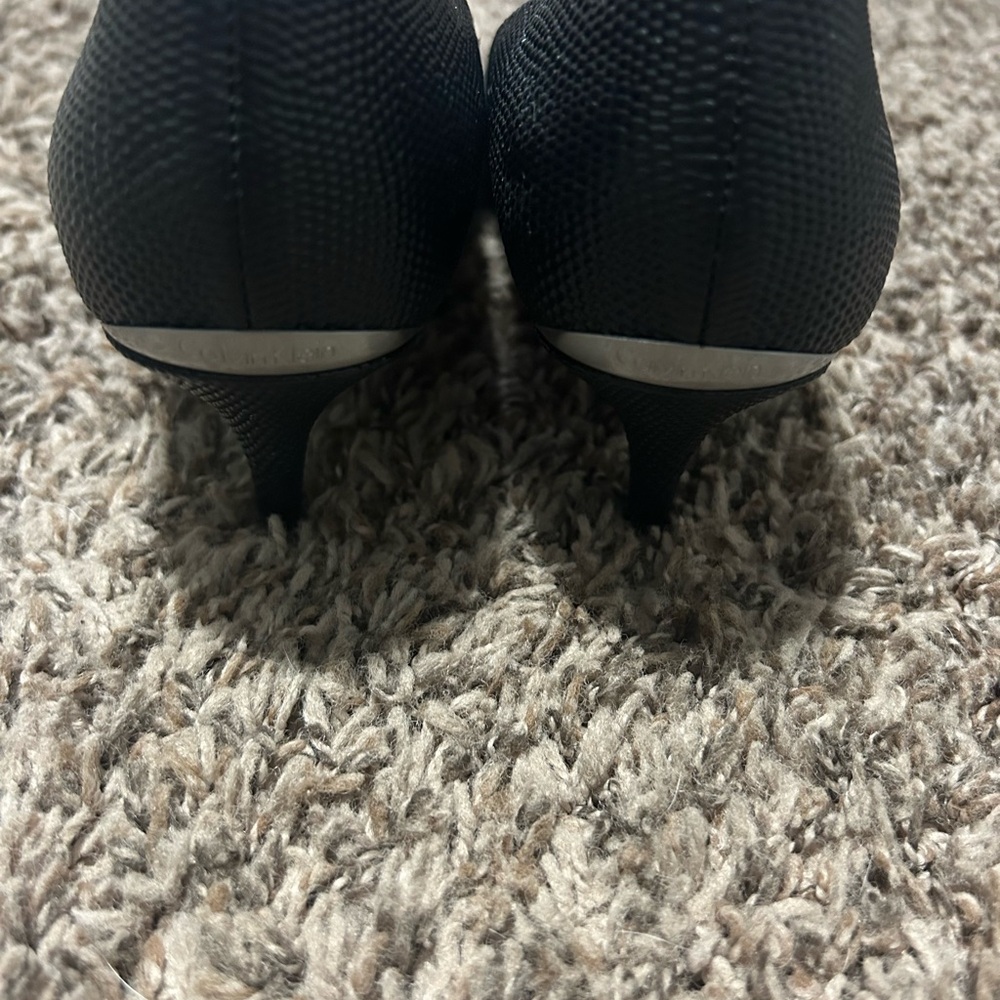 Calvin Klein Black Women's Shoes - Picture 2 of 4